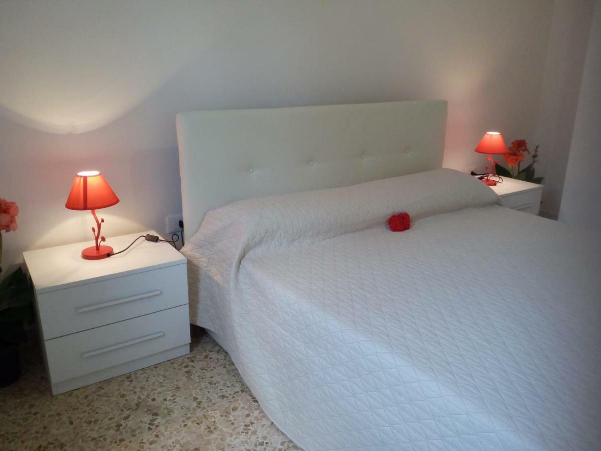 Villa Angela Chiara Porto Cesareo Exterior photo